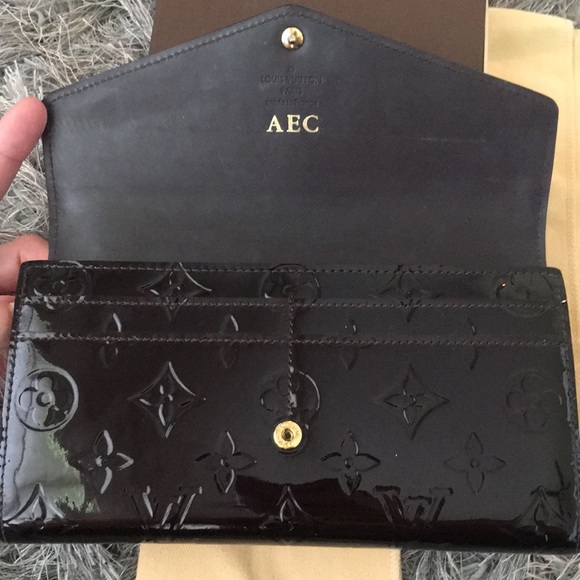 Louis Vuitton Sarah Patent Leather Wallet - Picture 3 of 7